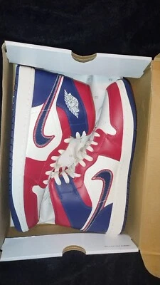 Talla 12 - Air Jordan 1 SE 2022 Mid USA W Foto 1 de 4
