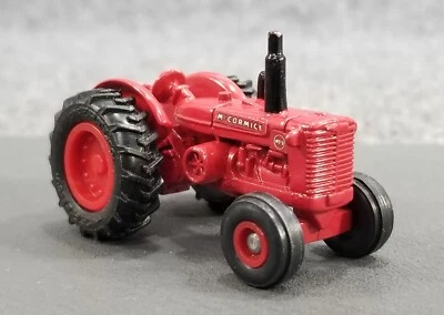 ERTL 1/64 McCORMICK FARMALL WD9 TRACTOR DIECAST METAL RED - Image 1 of 4