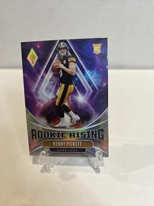 2022 Panini Phoenix Kenny Pickett Rookie Rising RIS-1 Pittsburgh Steelers RC - Picture 1 of 2