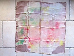 Foulard coloré  80 x 80 cm - Picture 1 of 1