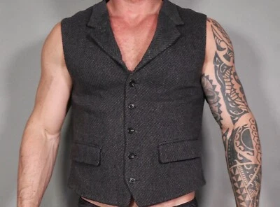 MEN'S VINTAGE LE COLLEZIONI STRUCTURE WOOL VEST SMALL - Image 1 of 4