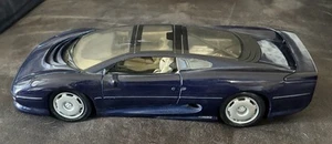 Modellino auto pressofuso Maisto Jaguar XJ220 scala 1:18 - Foto 1 di 9