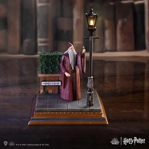 Harry Potter Figure Privet Drive Light Up statua da collezione Albus dumbledore - Imagen 1 de 9
