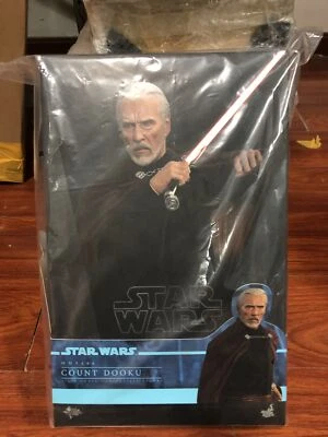 New Hot Toys MMS496 Star Wars Episode II Attack of the Clones Count Dooku 1/6 - Image 1 of 4