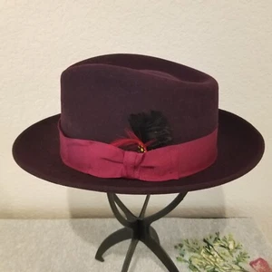 Vintage Dobbs Fifth Avenue N.Y. Burgandy Fedora Hat Size 7 Excellent CONDITION - Picture 1 of 15