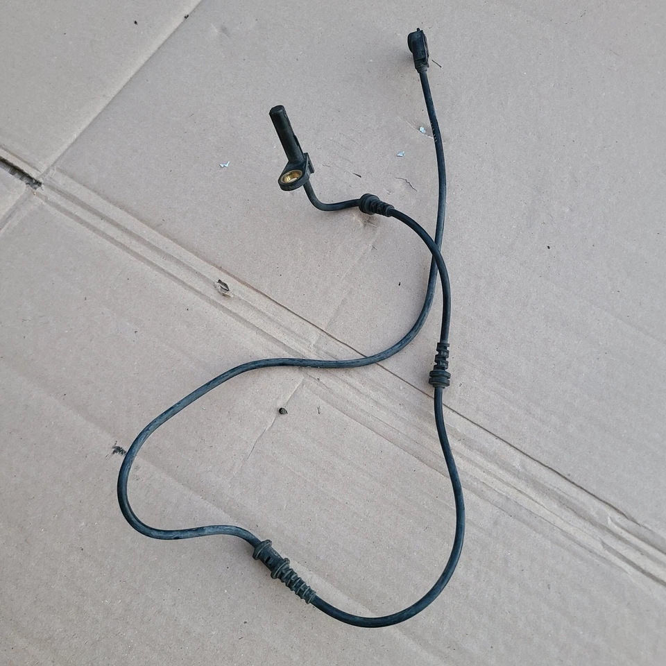 07-14 Sensor de velocidad de rueda ABS delantero izquierdo derecho Mercedes W221 S550 CL550 OEM Foto 1 de 3