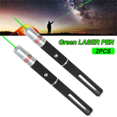 2X Laserpointer Bis 8000M Grün Reichweite EXTREM STARK / SEHR HELL 1mW USB &Akku - Bild 1 von 4