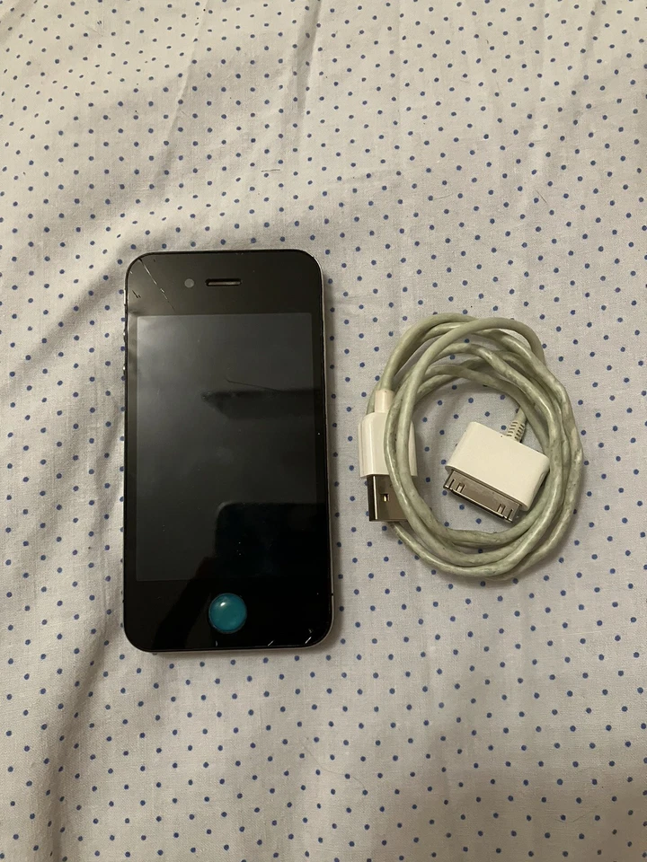 Apple iPhone 4 Nero. Non Funzionante: Solo Per Pezzi Di Ricambio. - Immagine 1 di 1