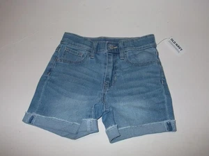 Old Navy Women’s Cuffed Denim Shorts Size 8 high rise Built in tough - Picture 1 of 3