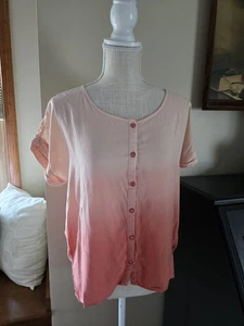 MINE size Medium Ombre Blouse Short Sleeves Top - Picture 1 of 7