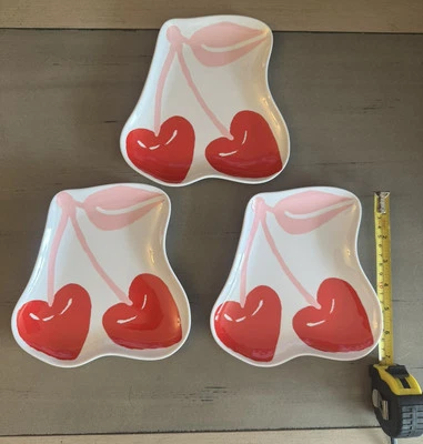 Melamine Target Heart Cherry Plates Set of 3 BRAND NEW! - Image 1 of 3