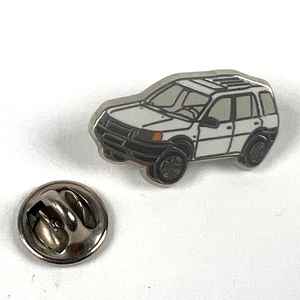 Vintage Original FREELANDER RANGE ROVER PIN Auto Fan Collectable - Picture 1 of 2