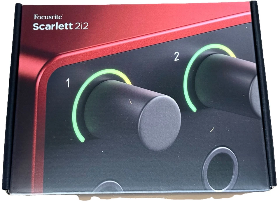Focusrite Scarlett 2i2 4th Gen USB Music Audio Recording Interface- New - Image 1 of 4