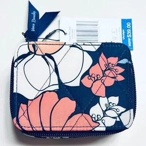Estuche de Viaje Vera Bradley SANTA FE SUN NUEVO CON ETIQUETAS Pequeño 8 Días Suministro 4.5" Actual - Imagen 1 de 3