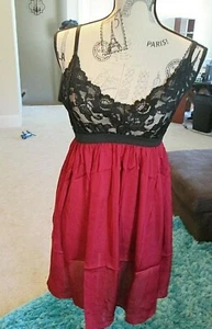 Linda Hartman Vestido de Noche Íntimo Corto Negro Encaje Borgoña Satinado Poli Talla L - Imagen 1 de 5