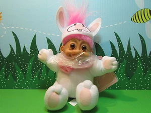 CONEJITO DE PASCUA / CONEJO con ETIQUETA COLGANTE (#2) - Muñeca Troll Russ Suave 7" - NUEVA  - Imagen 1 de 12