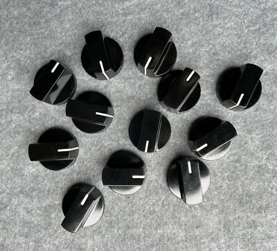 12X SCI PN-32 Knob Lot - Image 1 of 2