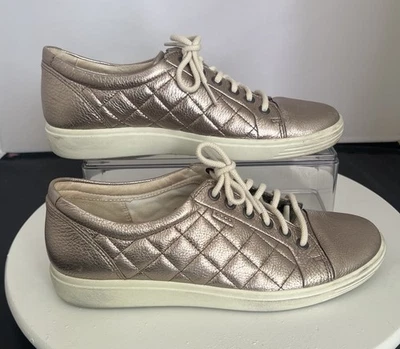 Ecco Womens Soft7 Sneaker Size 9 40 Gold Metallic Quilted Lace Up Shoe Sporty - Image 1 of 4
