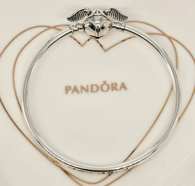 Genuine Authentic Pandora Moments Harry Potter Snitch Clasp Bangle 598619C00-19 - Image 1 of 4