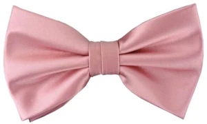 Satin Fliege in zartrosa Uni + Geschenkbox, Schleife 30 cm bis 50 cm verstellbar - Bild 1 von 1
