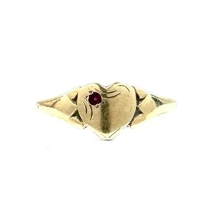 9ct 375 Yellow Gold Love Heart Signet Ring W/ Created Ruby - Size O 1/2 - Picture 1 of 8