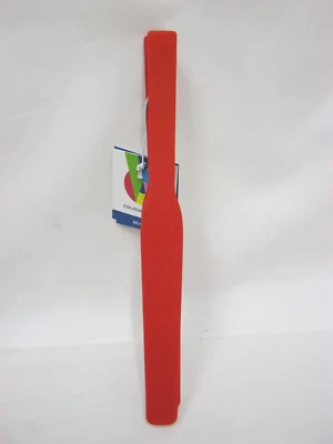 Colourworks Magnetic Long Kitchen Toast Tongs Silicone 23cm Red - Image 1 of 3