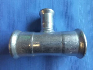 M225-Mapress Edelstahl T- Stück 28mm -15mm -28mm Nr 31209 M Kontur - Bild 1 von 1