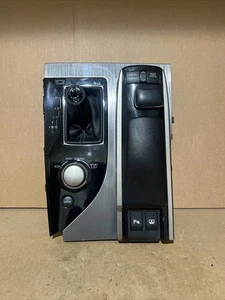 Interruptor de control de navegación de palanca de cambios Lexus GS450H GS350 2013-2015 panel de ajuste OEM. - Imagen 1 de 10