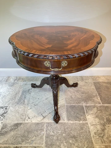 Henkel Harris Clover Top Chippendale Flame Mahogany Drum Table Model 5441 Cover