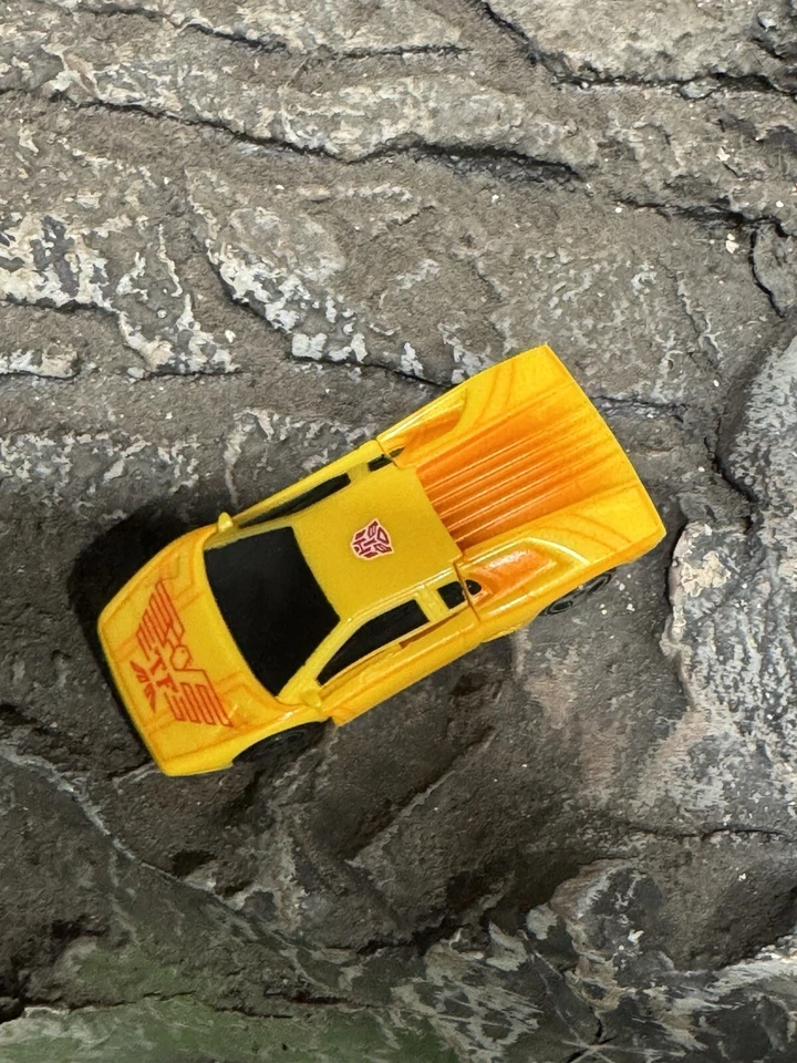 HASBRO TRANSFORMERS RID ROBOTS IN SPY CHANGERS R.E.V REV 2001 - Image 1 of 1