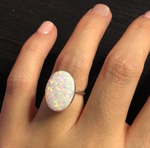 Beautiful White Fire Opal 925 Solid Sterling Silver Ring Jewelry For Women's - Picture 1 of 3