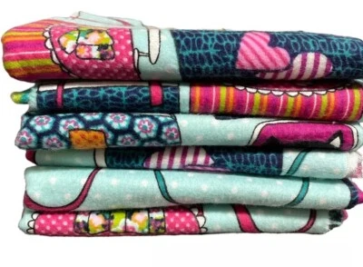 Cotton fat quarter bundle  6 pc. flannel purse pocketbook novelty   fabric - Image 1 of 2