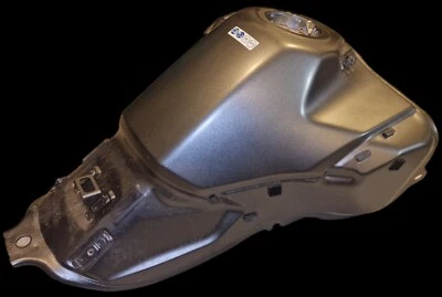 Honda NT1100 2024 TANQUE DE COMBUSTIBLE PLATA 17500-mlf-e00zd Foto 1 de 3