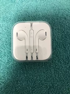 Apple In-Ear Only Headsets - White Original - Picture 1 of 3