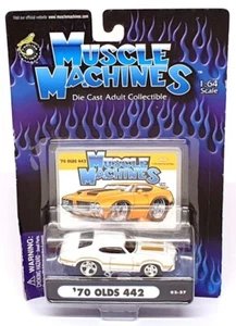 Muscle Machines 1/64 Scale 71161 02-57 - 1970 Oldsmobile 442 - White/Gold - Picture 1 of 5