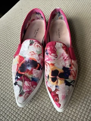 Ted Baker Tenis Rosa Floral 39 EU Tela Punta Thfia Zapatos Sin Cordones Foto 1 de 4