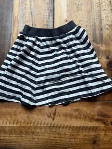 Tea Collection Girls Dark Gray Grey Striped Skirt with Shorts Under - Size 5 - Picture 1 of 4