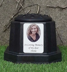  Grave Plaque Memorial Photo Rosebowl Vase Flower Holder with Personalised Plate - Picture 1 of 4