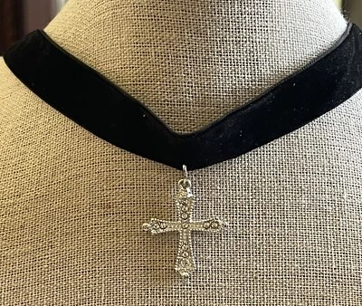 Boho Rhinestone Silvertone Cross Choker Pendant Necklace Black Velvet Collar - Image 1 of 4