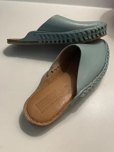 Para mujer Mohinders cuero azul en polvo talla 6. Zapatos planos deslizables hechos a mano - Imagen 1 de 7
