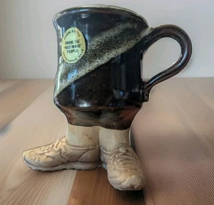 1980 Vintage Cinco Puentes Caprichosa Taza de Café Con Pies Tenis Zapatos Marcados - Imagen 1 de 9