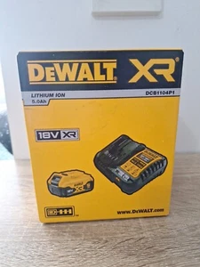 Dewalt 18v Battery And Charger Set DCB1104P1 Gift Power Tool Accessories New - Picture 1 of 2