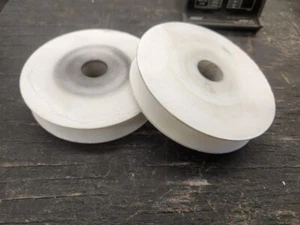 Acetal Masthead Sheaves, 4.125" ODx0.8"Wx 0.75" bore, max 9/16 Line, NICE - Foto 1 di 4