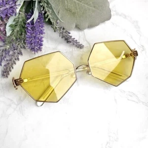 Oversized Sunglasses with Pearls Nose Pads Yellow - Picture 1 of 5