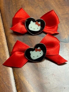 Hello Kitty Set of 2 2009 Vintage Red Bows 3" x 1.5" - Picture 1 of 5