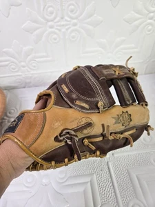 Vintage DIAMOND MASTER 2 Tone Right Hand Throw Baseball Glove Model 5375ACX - Picture 1 of 21