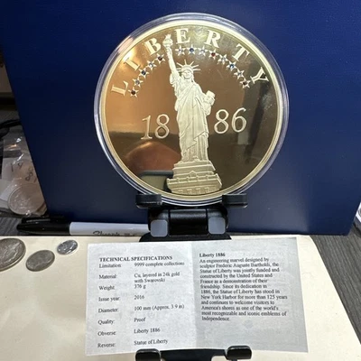 1886 Cu, Layered In 24k Gold With Swarovski Gems.💎 💎 PROOF FINISH. 376 Gram - Image 1 of 3