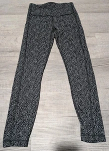 Athleta Ultimate Stash Pocket Textured 7/8 Tight Size Small Tall ST Black White - Picture 1 of 9