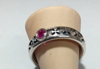 anello fede croce templare con rubino centrale realizzata argento ossidato 925 - Immagine 1 di 4
