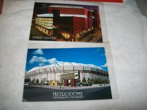 OS 4,5 X 6,5" -2 POSTKARTEN STADION LOT-METRODOME & TARGET CENTER~MINNEAPOLIS,MN - Bild 1 von 2